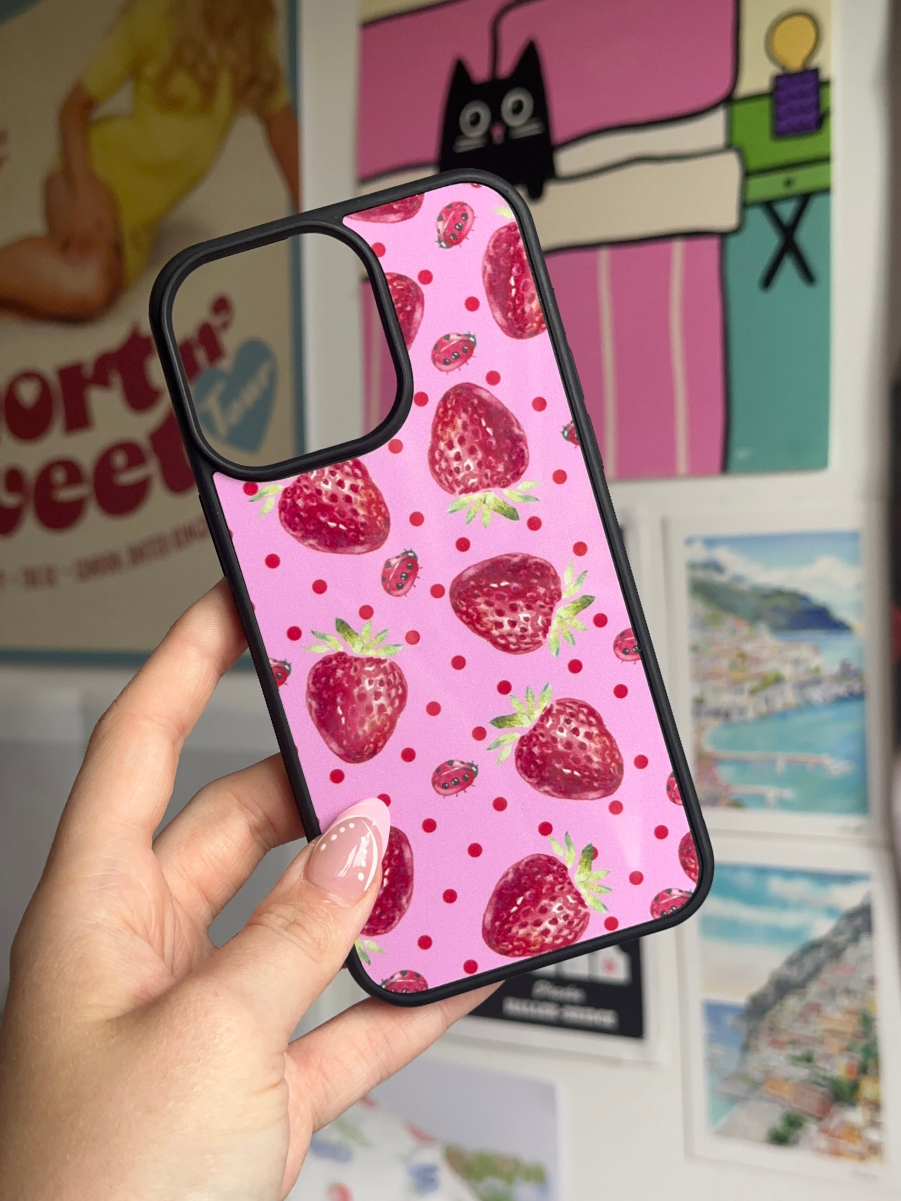 'Strawberry Polka dot' case