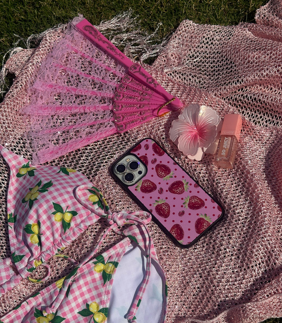 'Strawberry Polka dot' case