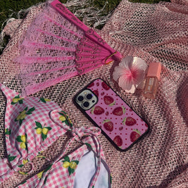 'Strawberry Polka dot' case