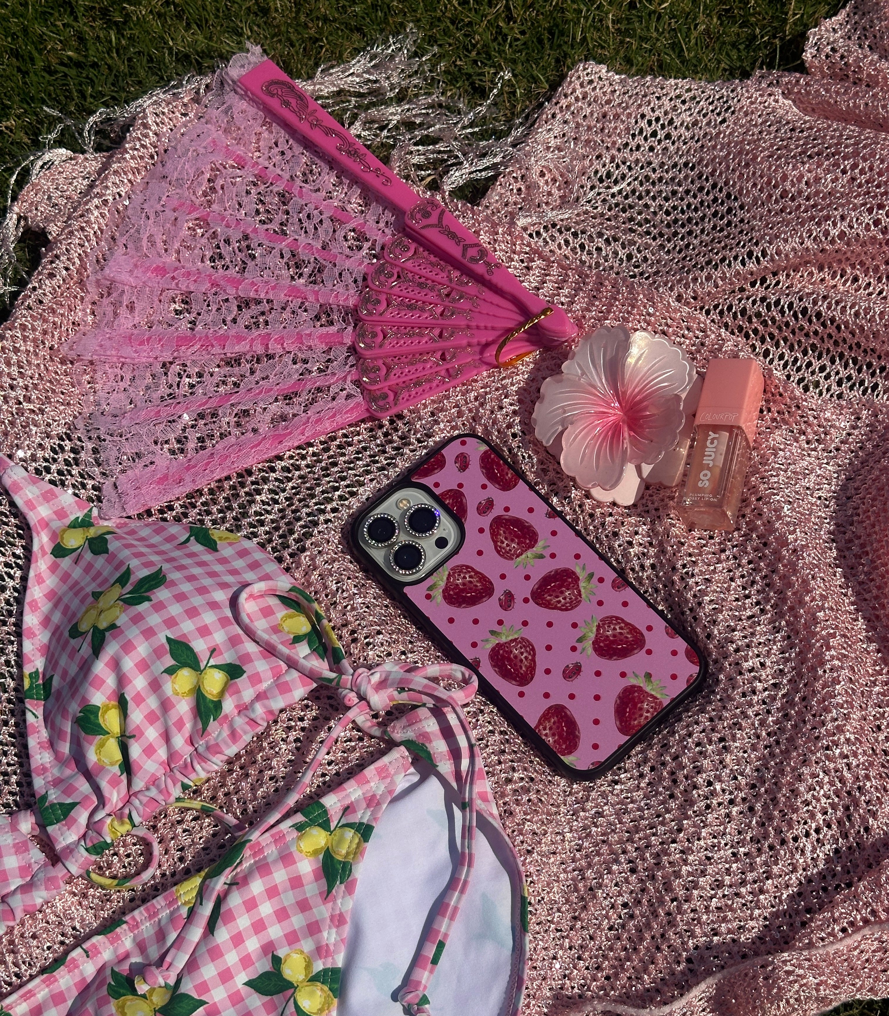 'Strawberry Polka dot' case