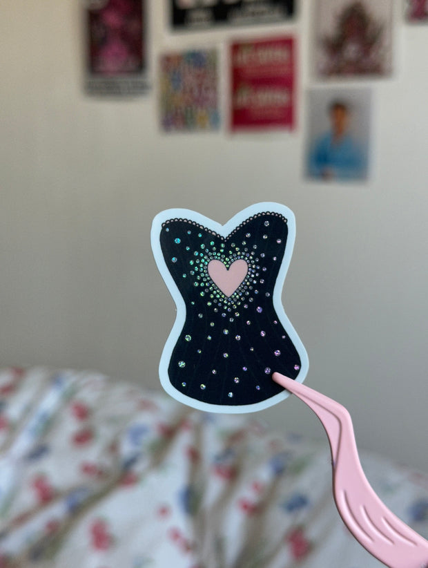 Black heart corset sticker