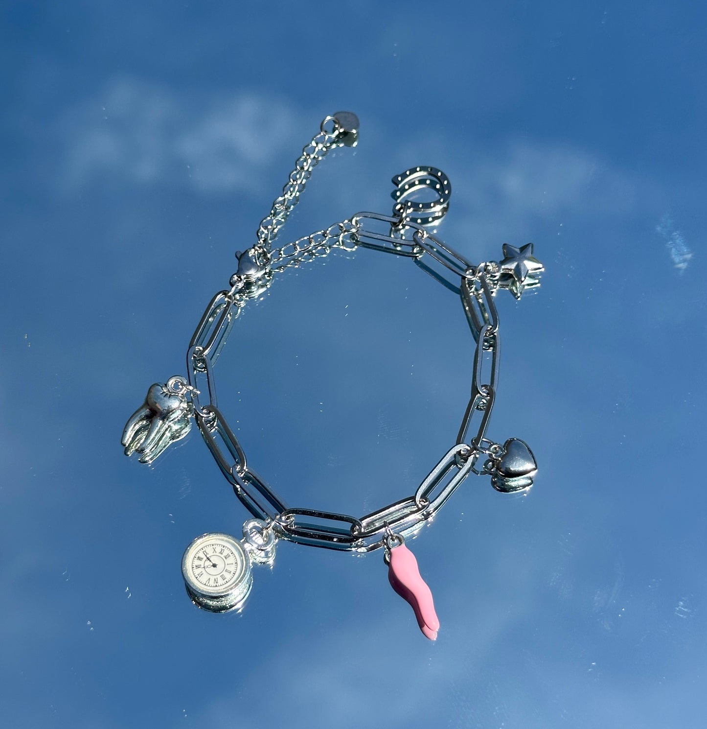 'Alice' bracelet