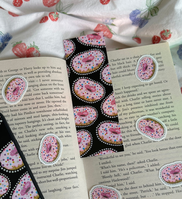 Donut bookmark