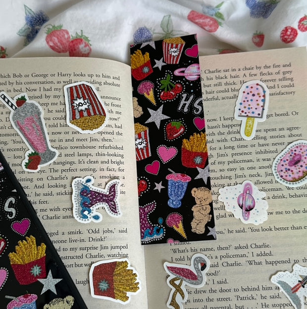 Logo bookmark