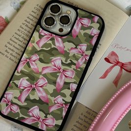 'Camo bow' case